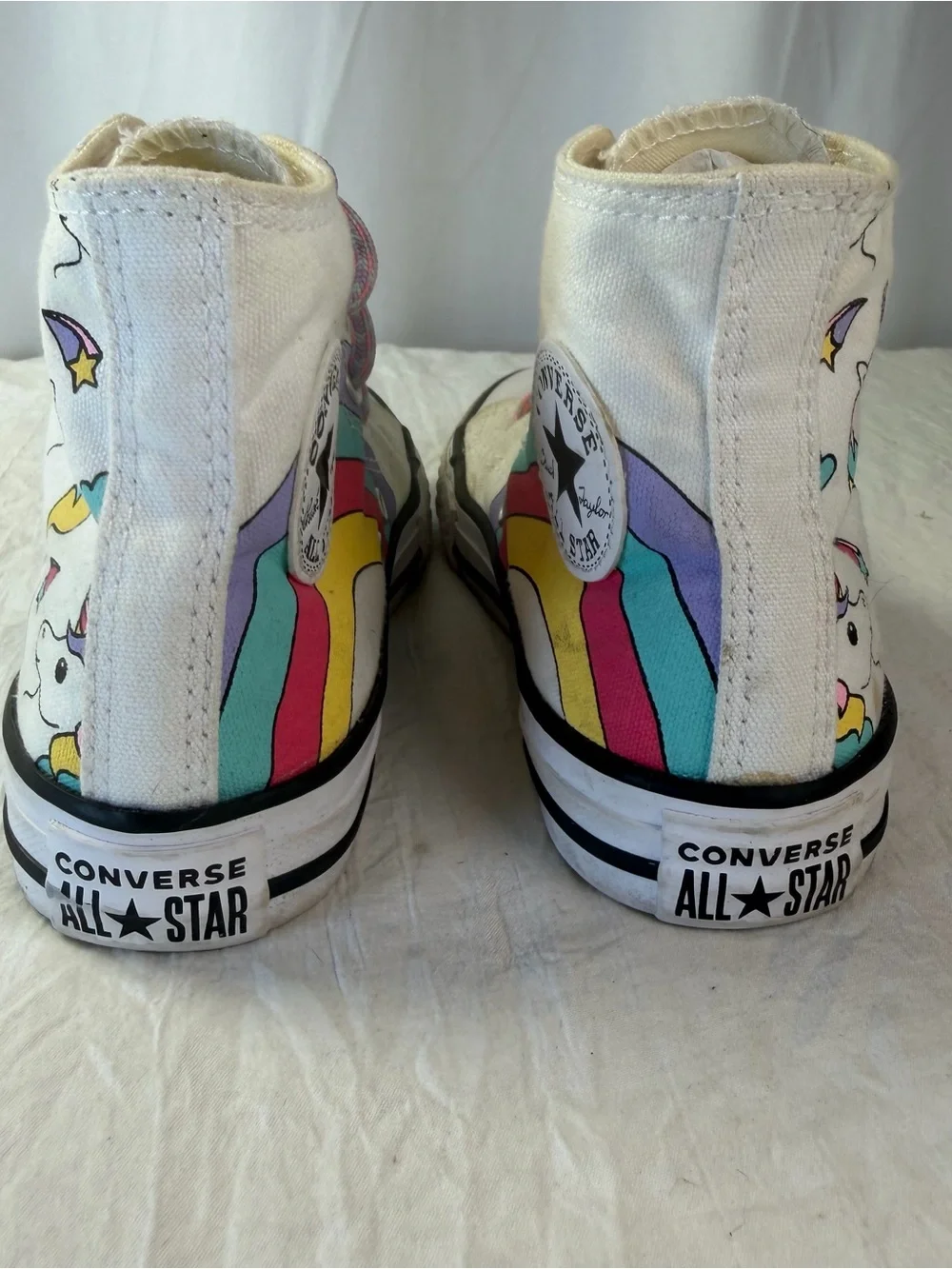 Converse High-Top Youth sz13 Unicorn & Rainbow Sneakers
